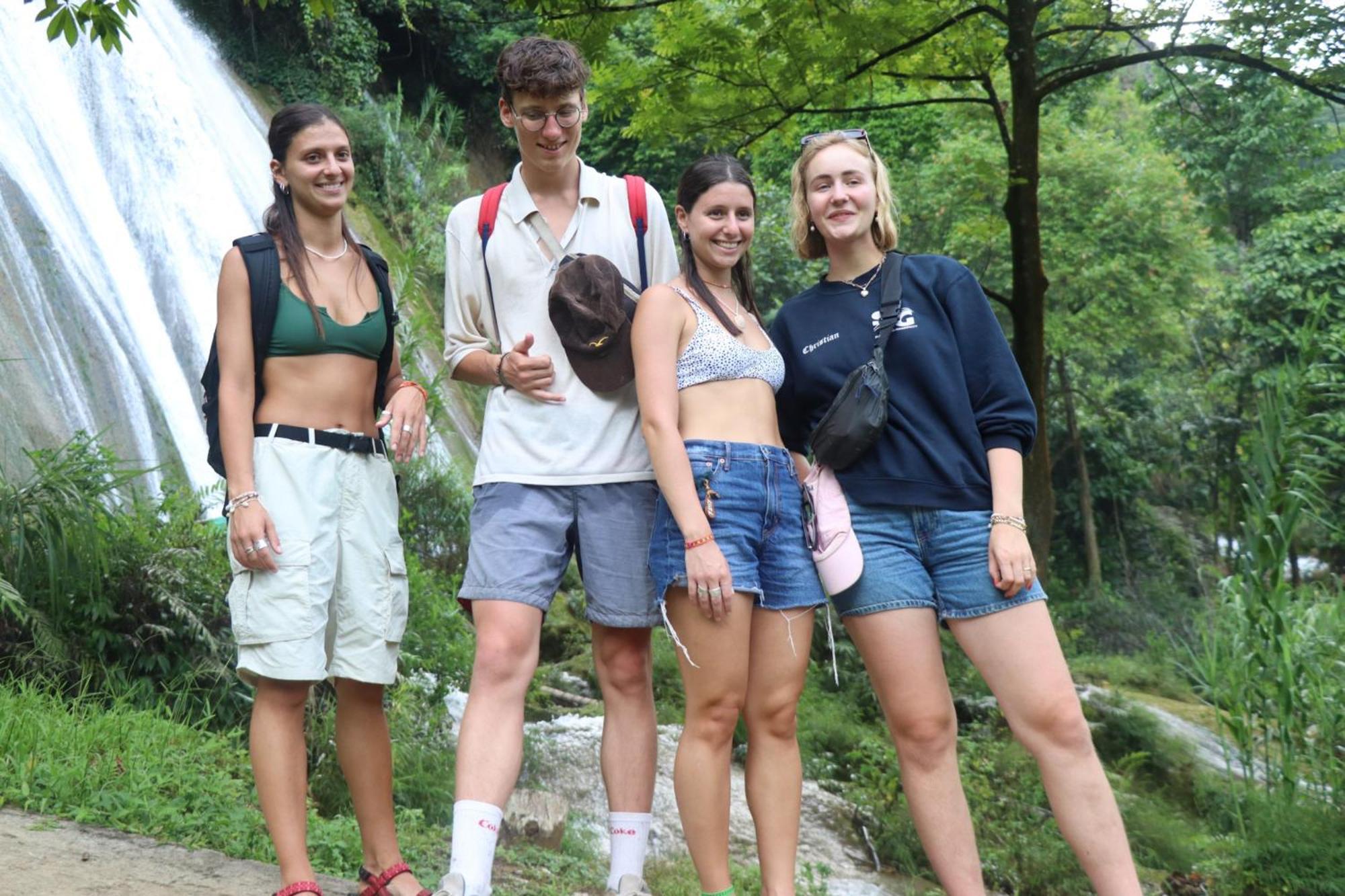 Nha Tan - Mai Chau Homestay And Tours Eksteriør billede