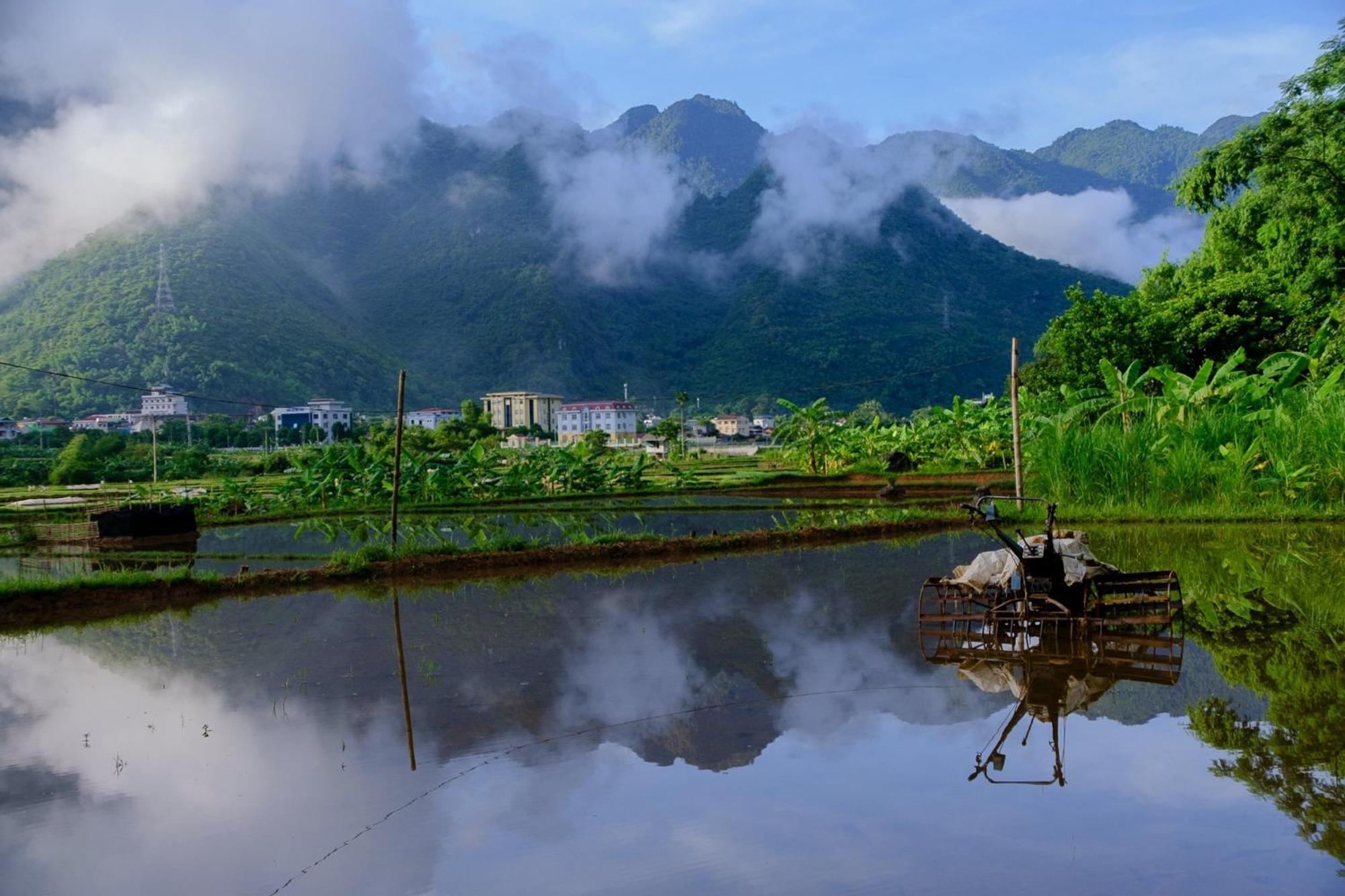 Nha Tan - Mai Chau Homestay And Tours Eksteriør billede