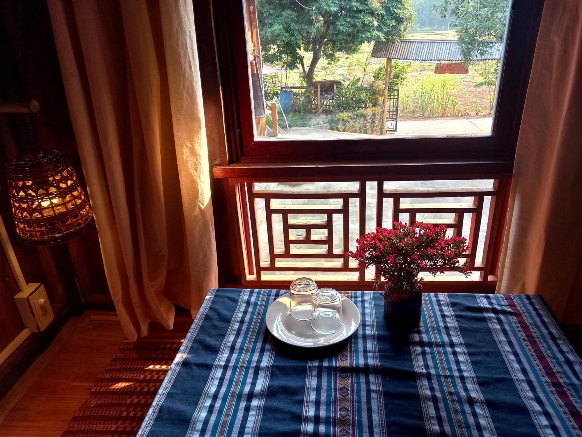 Nha Tan - Mai Chau Homestay And Tours Eksteriør billede
