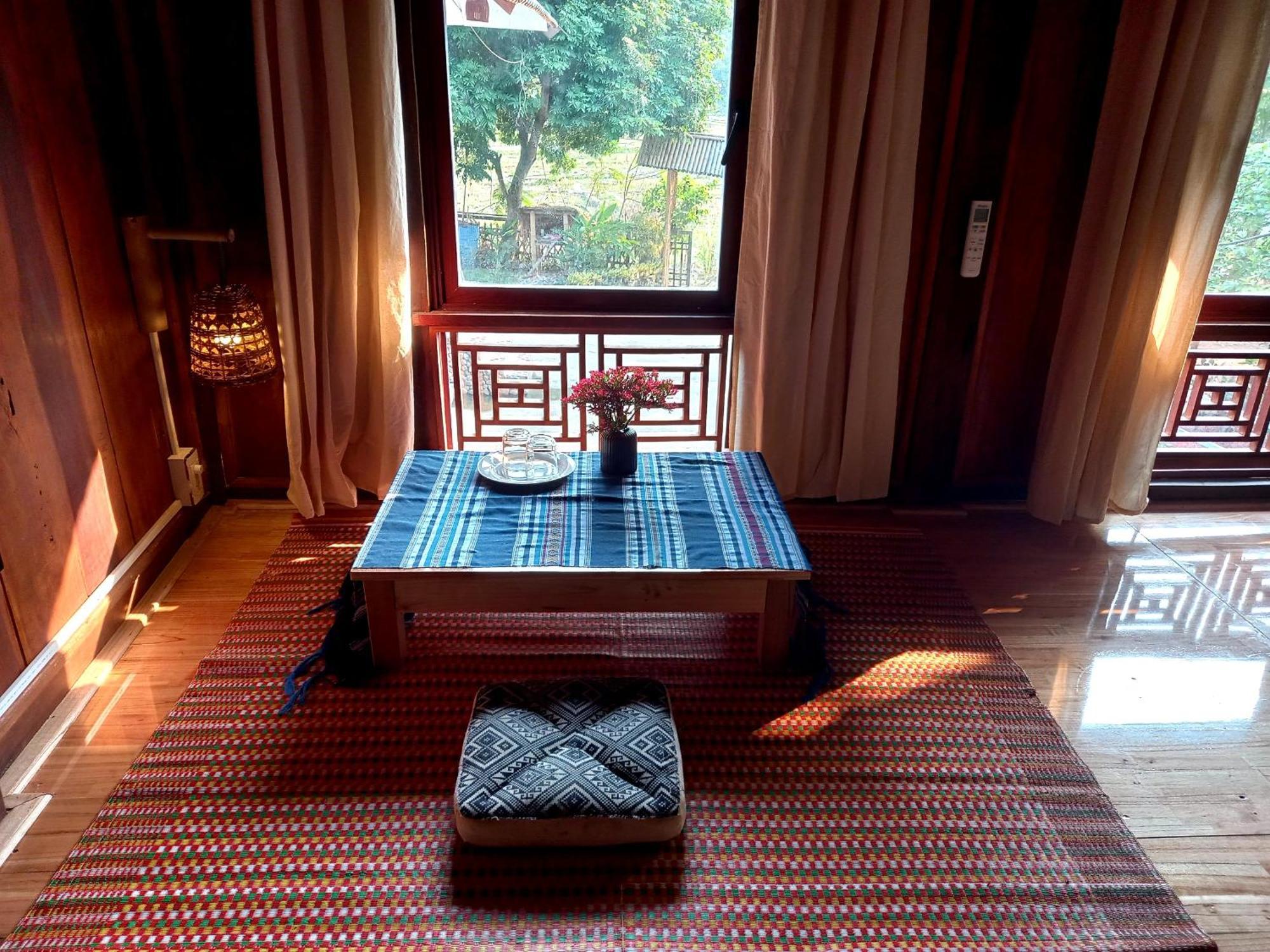 Nha Tan - Mai Chau Homestay And Tours Eksteriør billede